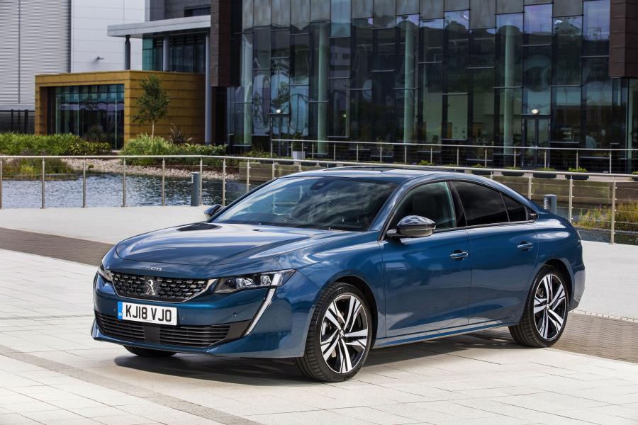  Peugeot 508 GT 2018 года  (UK) (фото 13 из 33)
